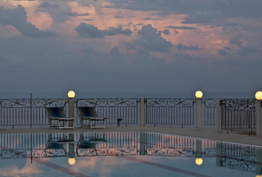 Hotel Brancamaria Cala Gonone Exterior photo